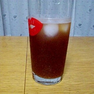 豆淋酒（黒豆酒）の生姜水割り